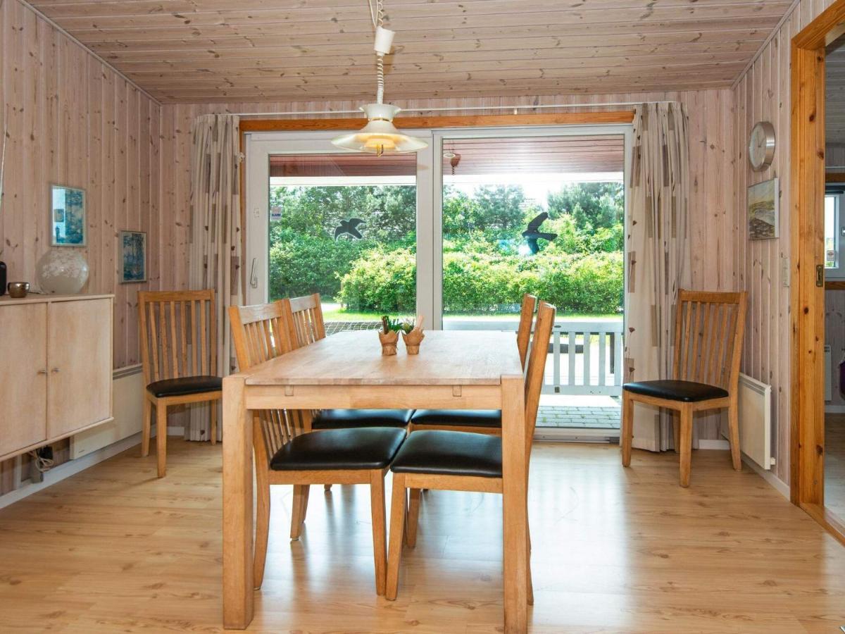 6 Person Holiday Home In Tarm Exterior foto